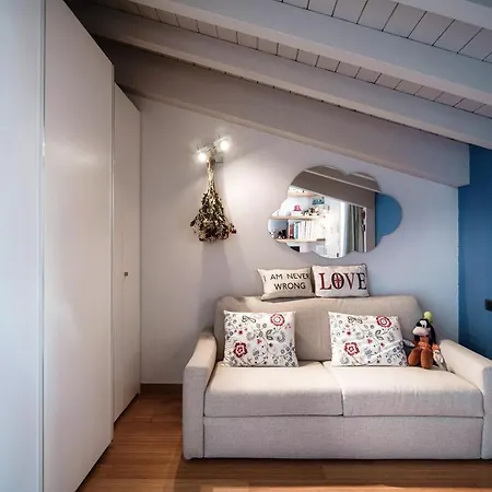 Joivy Isotta's House With 2 Cosy Balconies * Комо