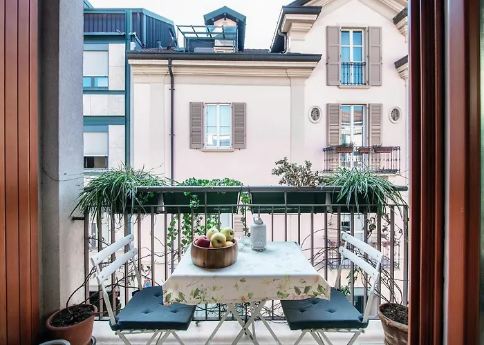 Joivy Isotta's House With 2 Cosy Balconies Apartamento Como
